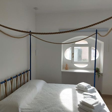 מונופולי Palazzo Accinni B&B מראה חיצוני תמונה