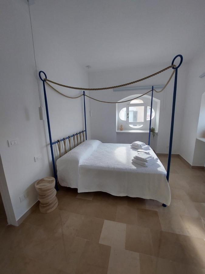 מונופולי Palazzo Accinni B&B מראה חיצוני תמונה